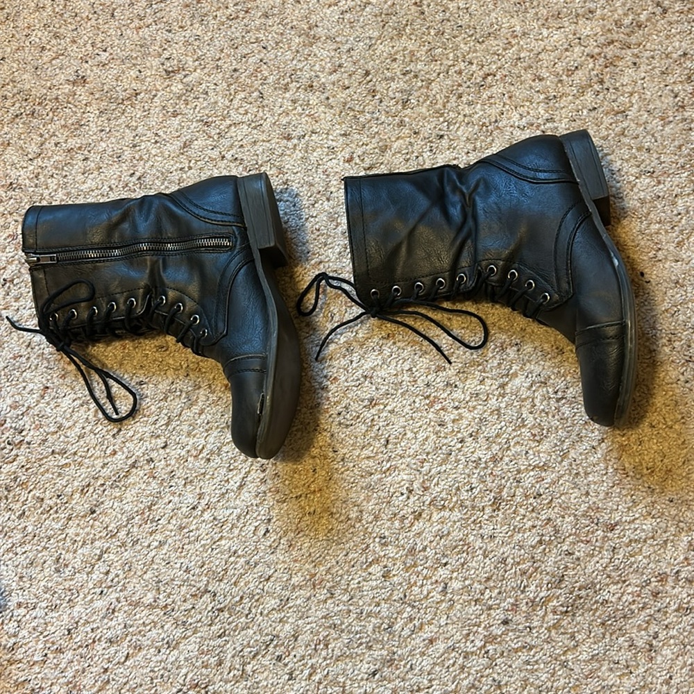 Mandy Bootie - Picture 3 of 5